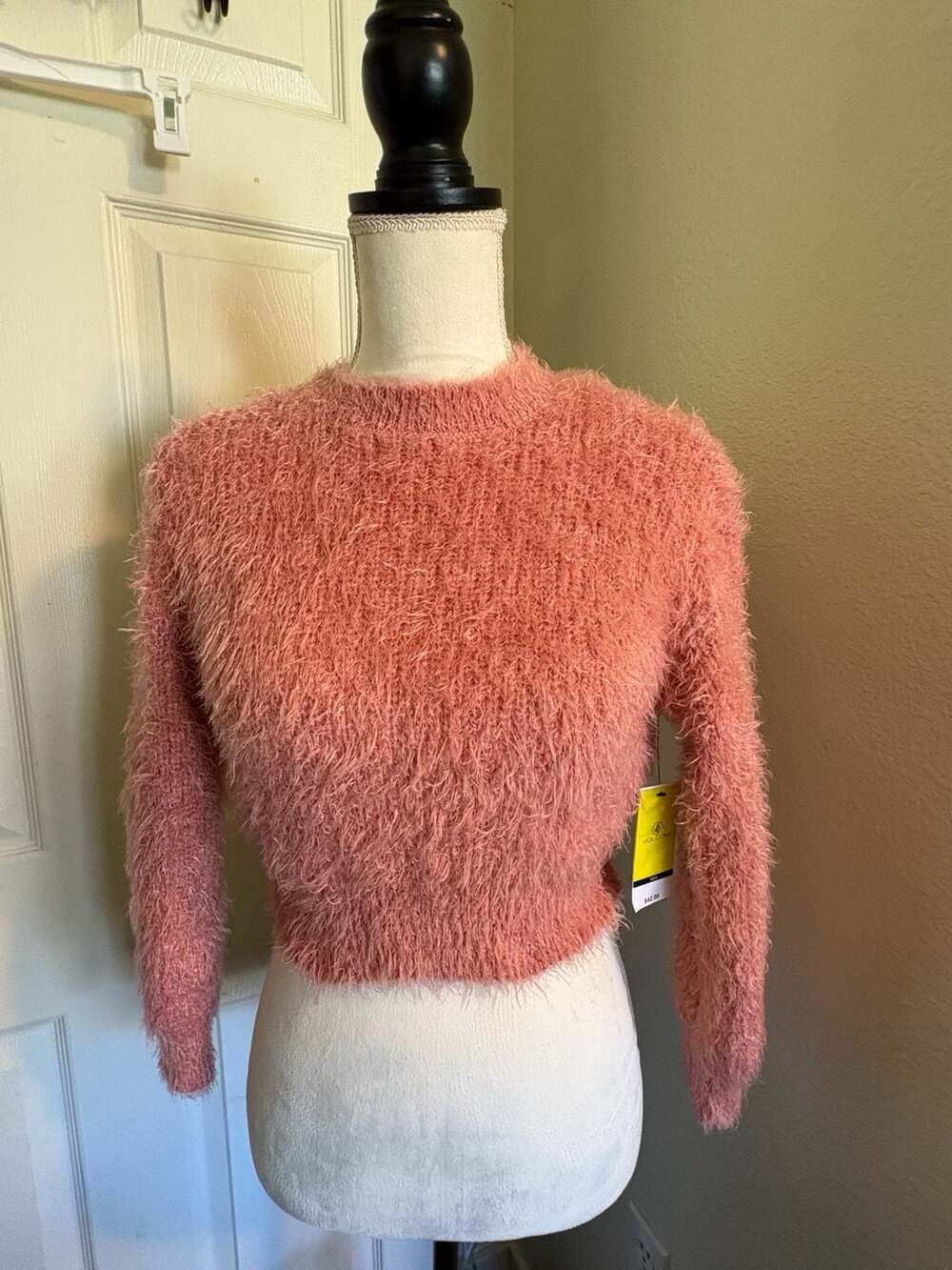 Volcom Girls Fuzzy Eyelash Knit Crew Neck Cropped Sweater Size 4